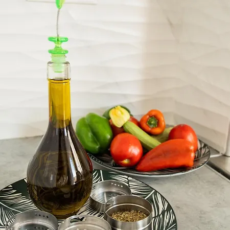 Апартаменты Pezodromos *